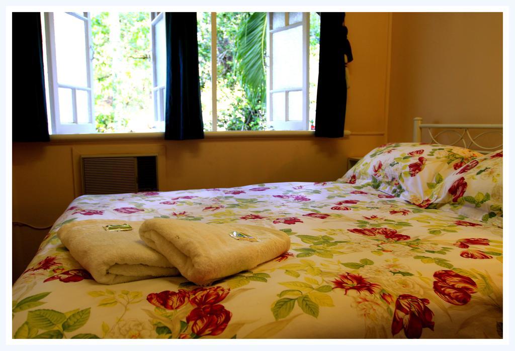 Coral Lodge Bed And Breakfast Inn Townsville Chambre photo