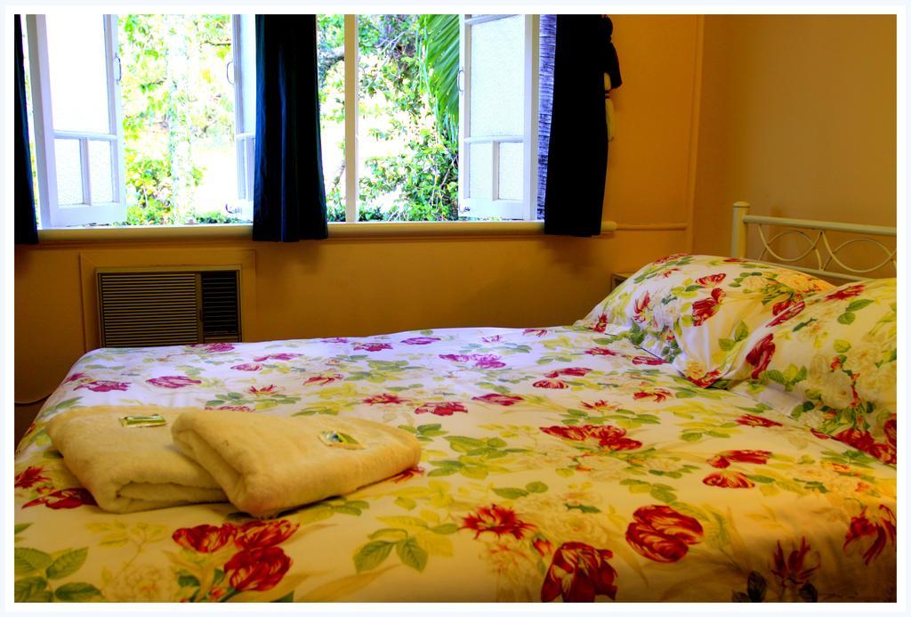 Coral Lodge Bed And Breakfast Inn Townsville Extérieur photo